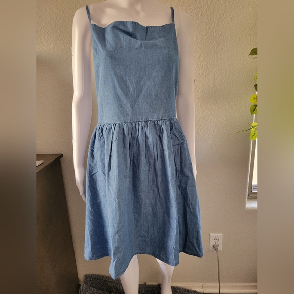 Gap Denim Dress - Picture 1 of 8